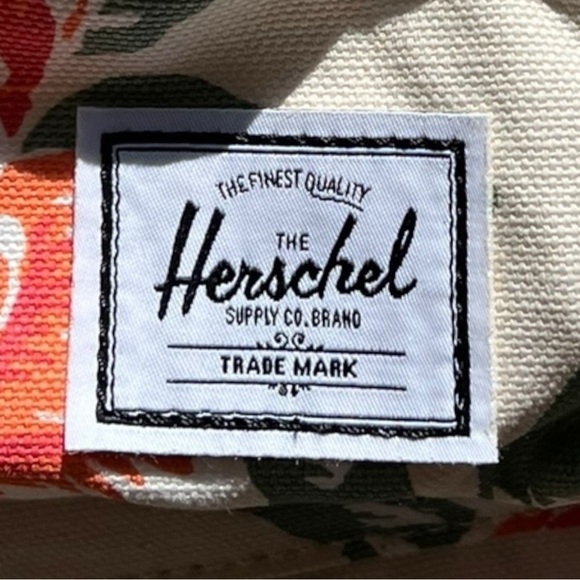 🌻NEW Hershel Vintage Rose Washed Cotton Fabric Daypack Backpack - Picture 8 of 10